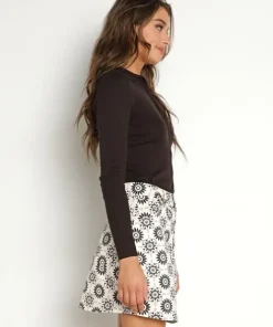 Rollas Tops><noscript><img width=
