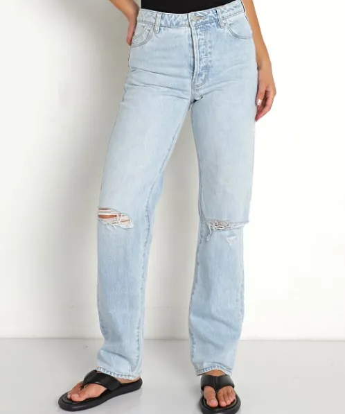 Rollas Pants>Classic Straight Jean Courtney Worn