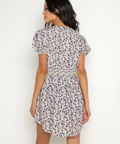 Saint Helena Dresses><noscript><img width=
