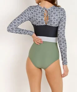Seea One Pieces><noscript><img width=