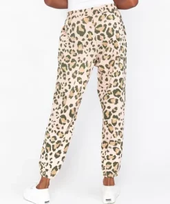 Show Me Your Mumu Pants><noscript><img width=