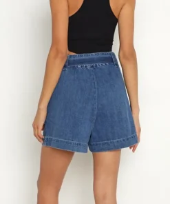 Show Me Your Mumu Shorts><noscript><img width=