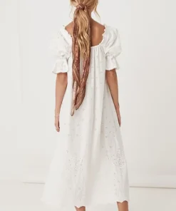 Spell Dresses><noscript><img width=