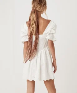 Spell Dresses><noscript><img width=
