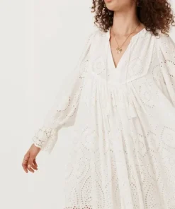 Spell Dresses><noscript><img width=