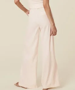 Spell Pants><noscript><img width=