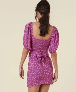 Spell Dresses><noscript><img width=