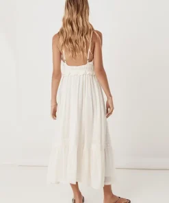 Spell Dresses><noscript><img width=