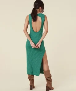 Spell Dresses><noscript><img width=