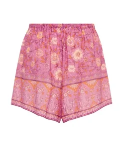 Spell Shorts><noscript><img width=