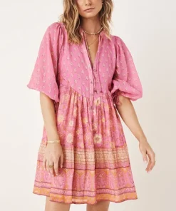 Spell Dresses><noscript><img width=