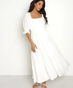 Sweet En Forme Dresses>Monochromatic Swiss Dot Maxi Dress