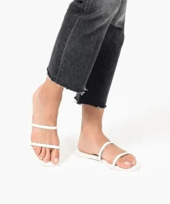 Tkees Sandals>Gemma Flip Flop Sandal Cream