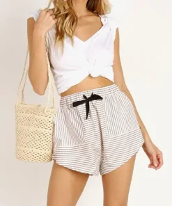 Unalome Accessories>Tanusas Handcrafted Straw Shoulder Bag