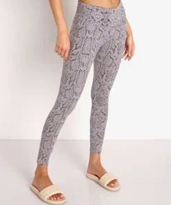 Varley Bottoms><noscript><img width=