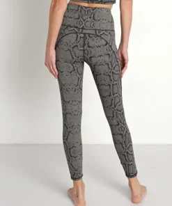 Varley Bottoms><noscript><img width=