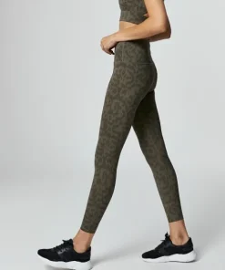 Varley Bottoms><noscript><img width=