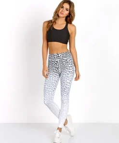 Vie Active Sports Bras>Gabrielle Racerback Bra Black