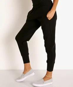Vitamin A Pants><noscript><img width=