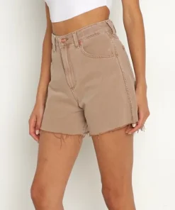 Wrangler Shorts><noscript><img width=