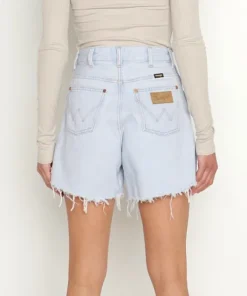 Wrangler Shorts><noscript><img width=