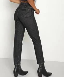 Wrangler Pants><noscript><img width=