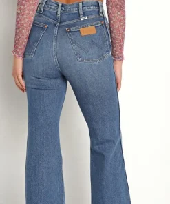 Wrangler Pants><noscript><img width=