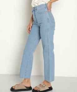 Wrangler Pants><noscript><img width=